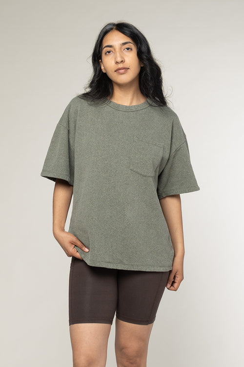 Heathered Baseline Pocket Fleece | Jungmaven Hemp Clothing & Accessories / model_desc: Davina is 5’7” wearing S