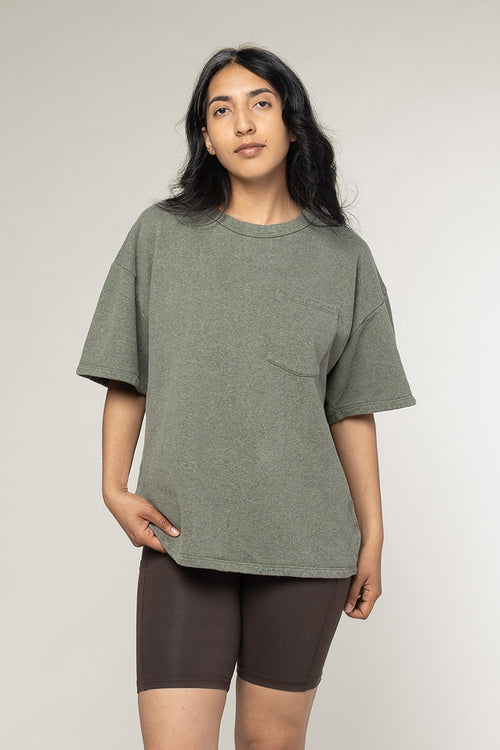 Heathered Baseline Pocket Fleece | Jungmaven Hemp Clothing & Accessories / model_desc: Davina is 5’7” wearing S