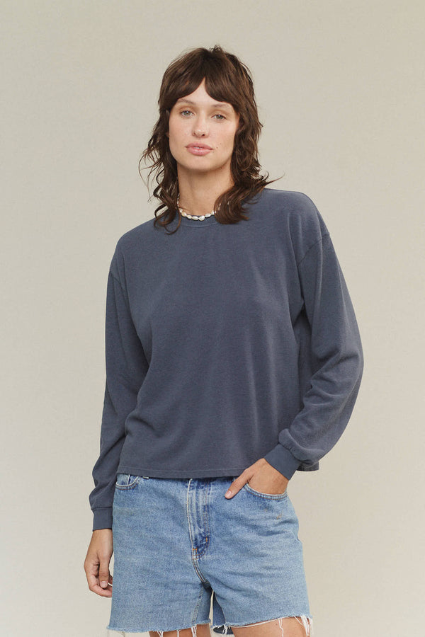 Cropped Long Sleeve Tee | Jungmaven Hemp Clothing & Accessories / model_desc: Tatchi is 5’9” wearing S